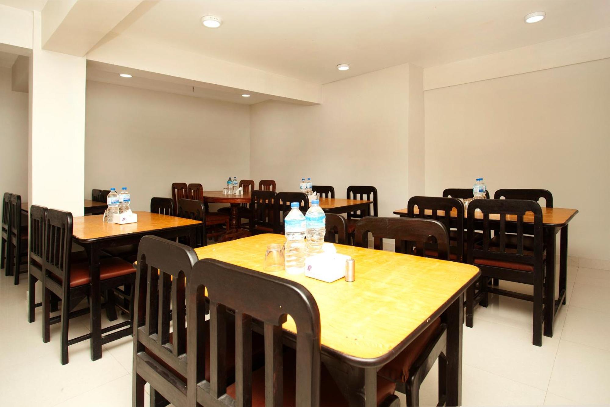 Oyo 626 Hotel Himchuli Kathmandu Exterior photo