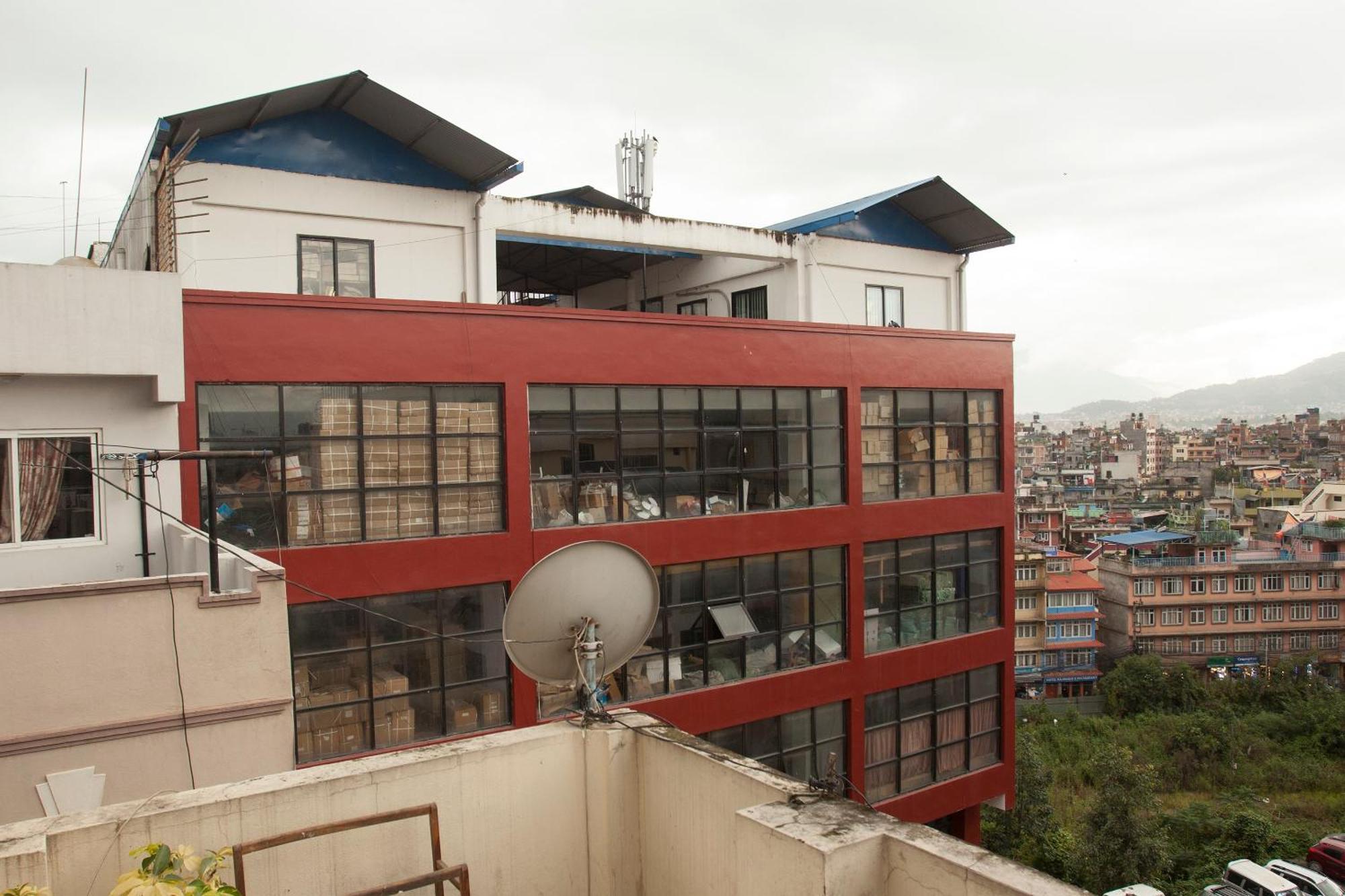 Oyo 626 Hotel Himchuli Kathmandu Exterior photo